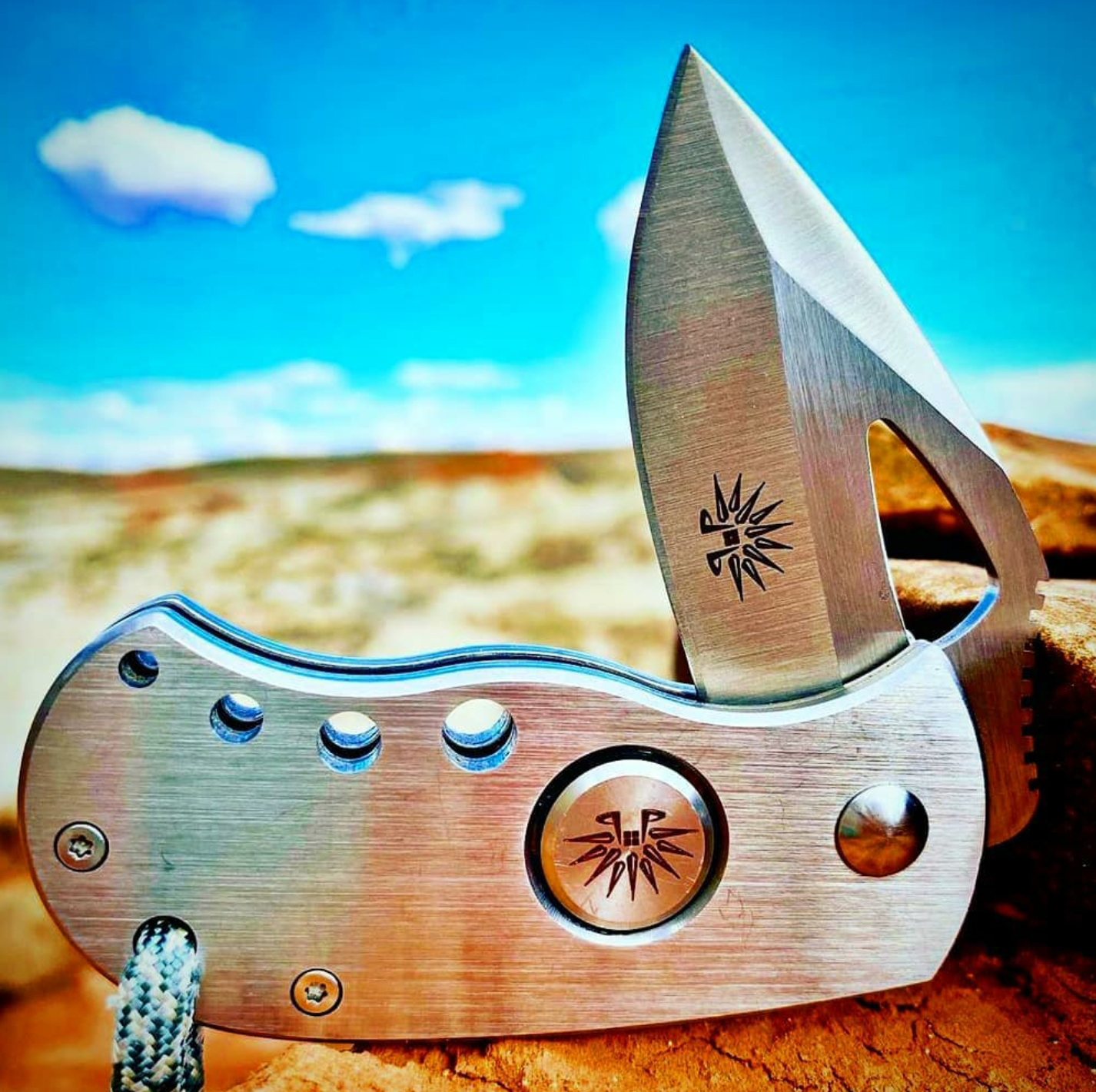 Why Stainless Steel is a Good Material for Knives? - Off-Grid Knives